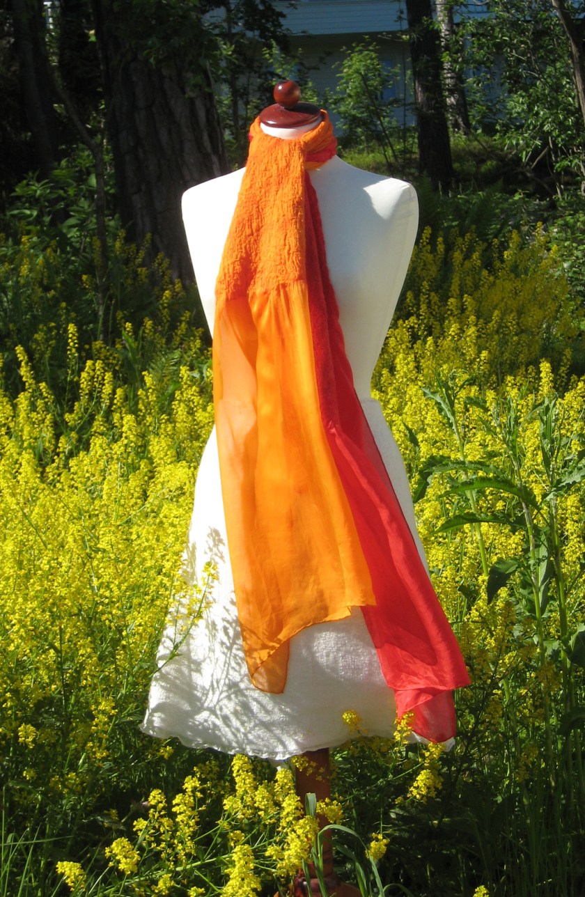 cynthia-reynolds-scarf1 cynthia-reynolds-scarf1