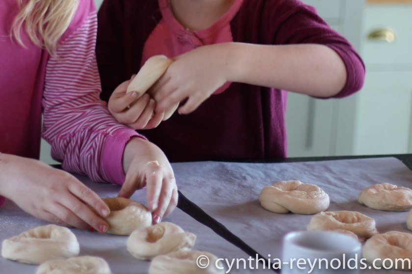 it is fathers day here today, so helping hands were available. If 9 year olds can do it, so can you!